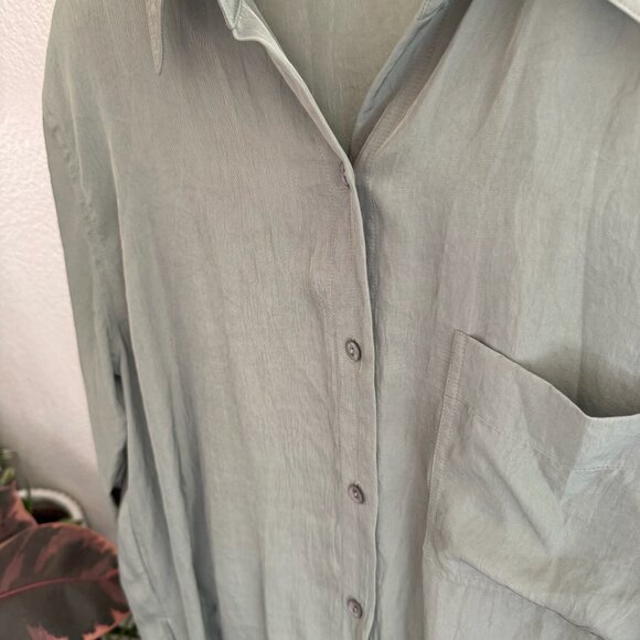 Vince Boxy Sage Green Button Up Size Small - Picture 2 of 6
